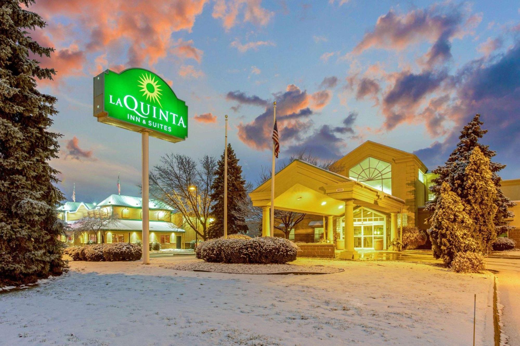 La Quinta By Wyndham Appleton College Avenue Hotel Exterior photo